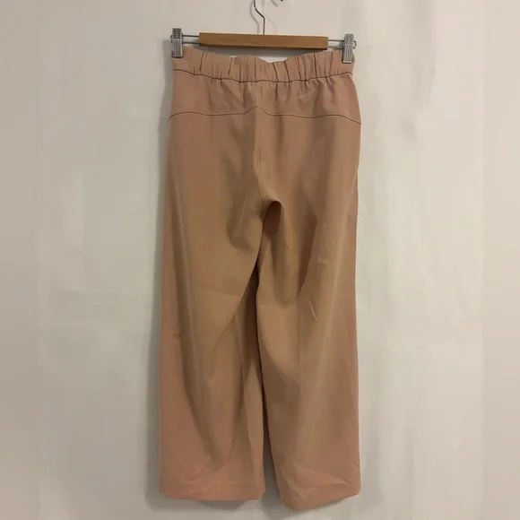 Lululemon | On The Fly Wide Leg 7/8 Pant - Woven | Beech Wood Colour | Size 2 - Picture 5 of 6